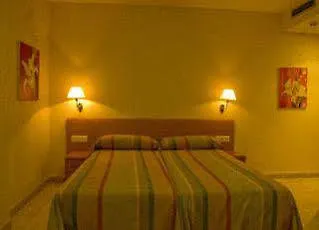 Hotel Vila Mar Cambrils 2*,  Espanha